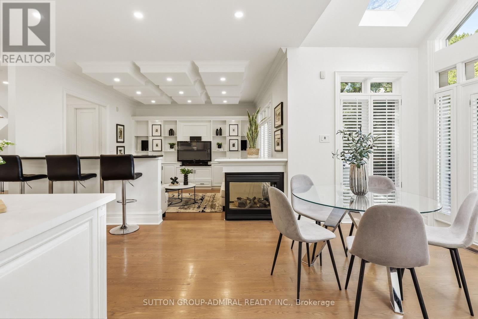 568 FAIRLAWN AVENUE - 21