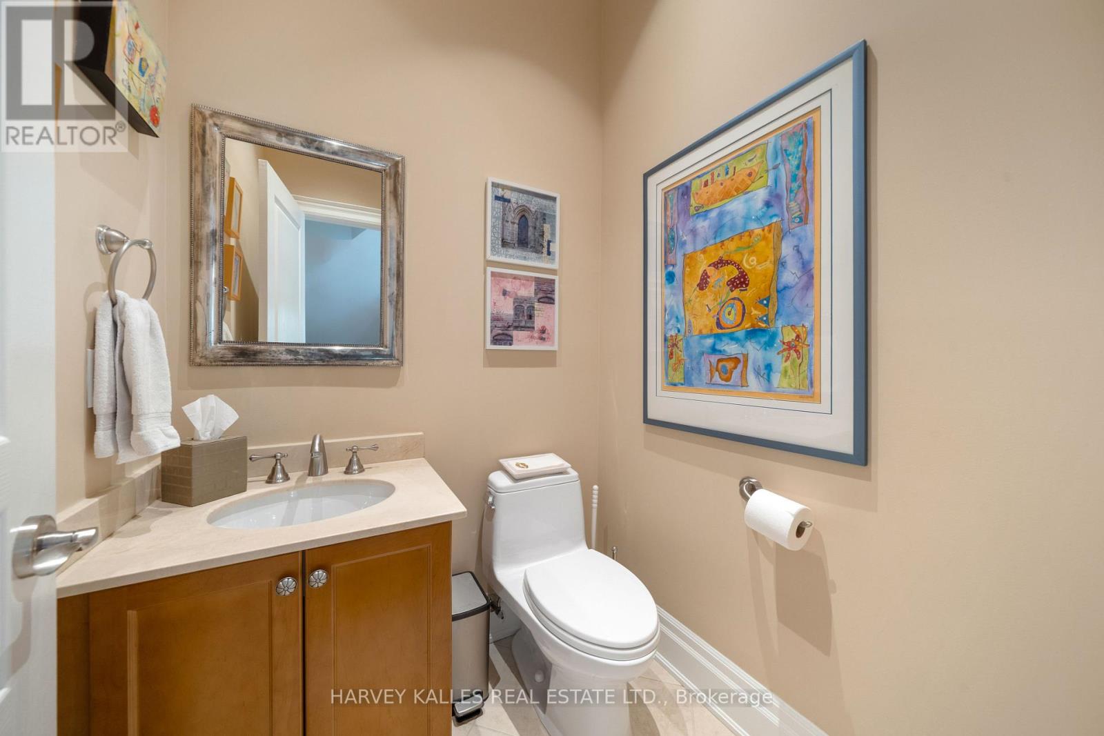 466 GLENGARRY AVENUE - 14