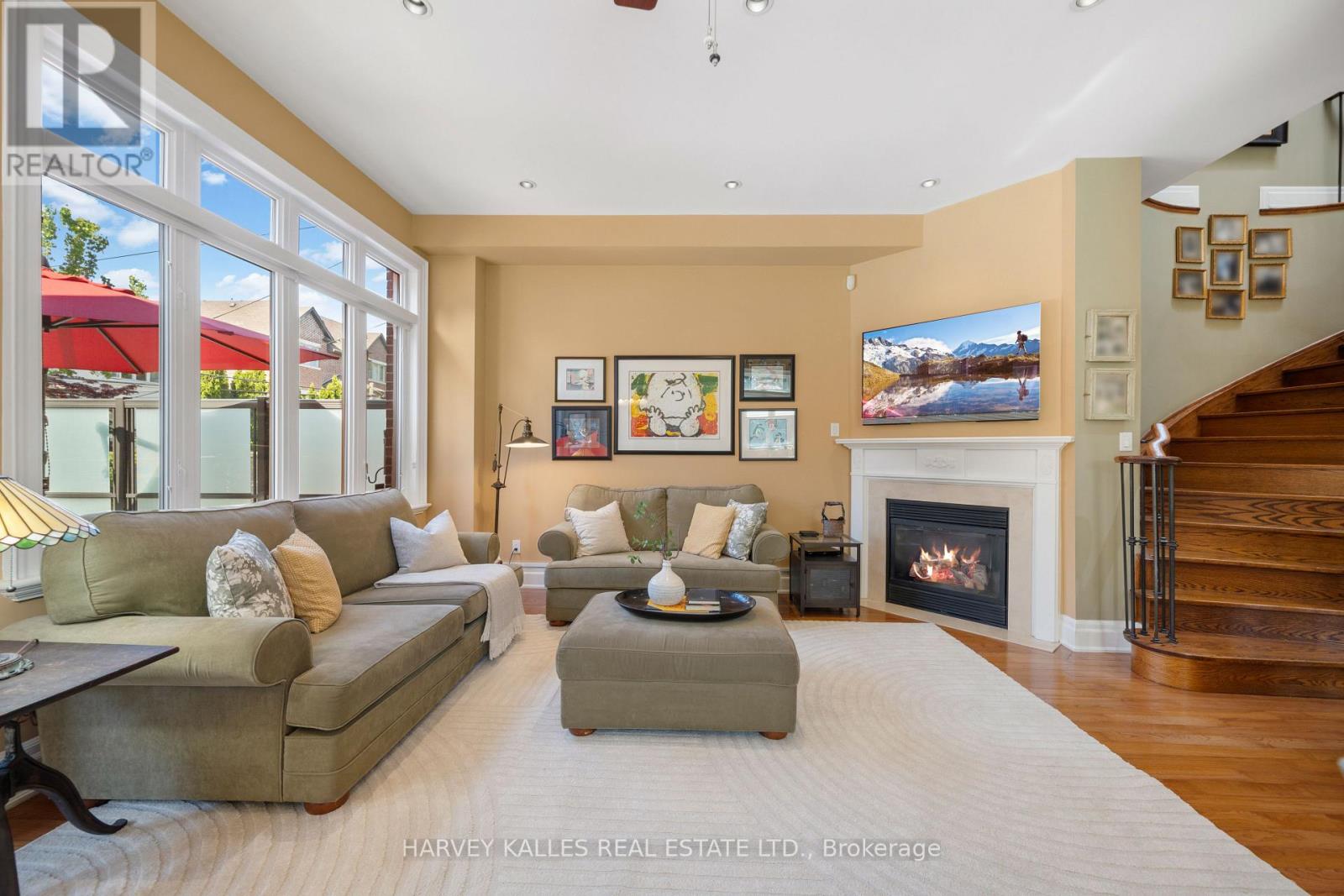 466 GLENGARRY AVENUE - 16