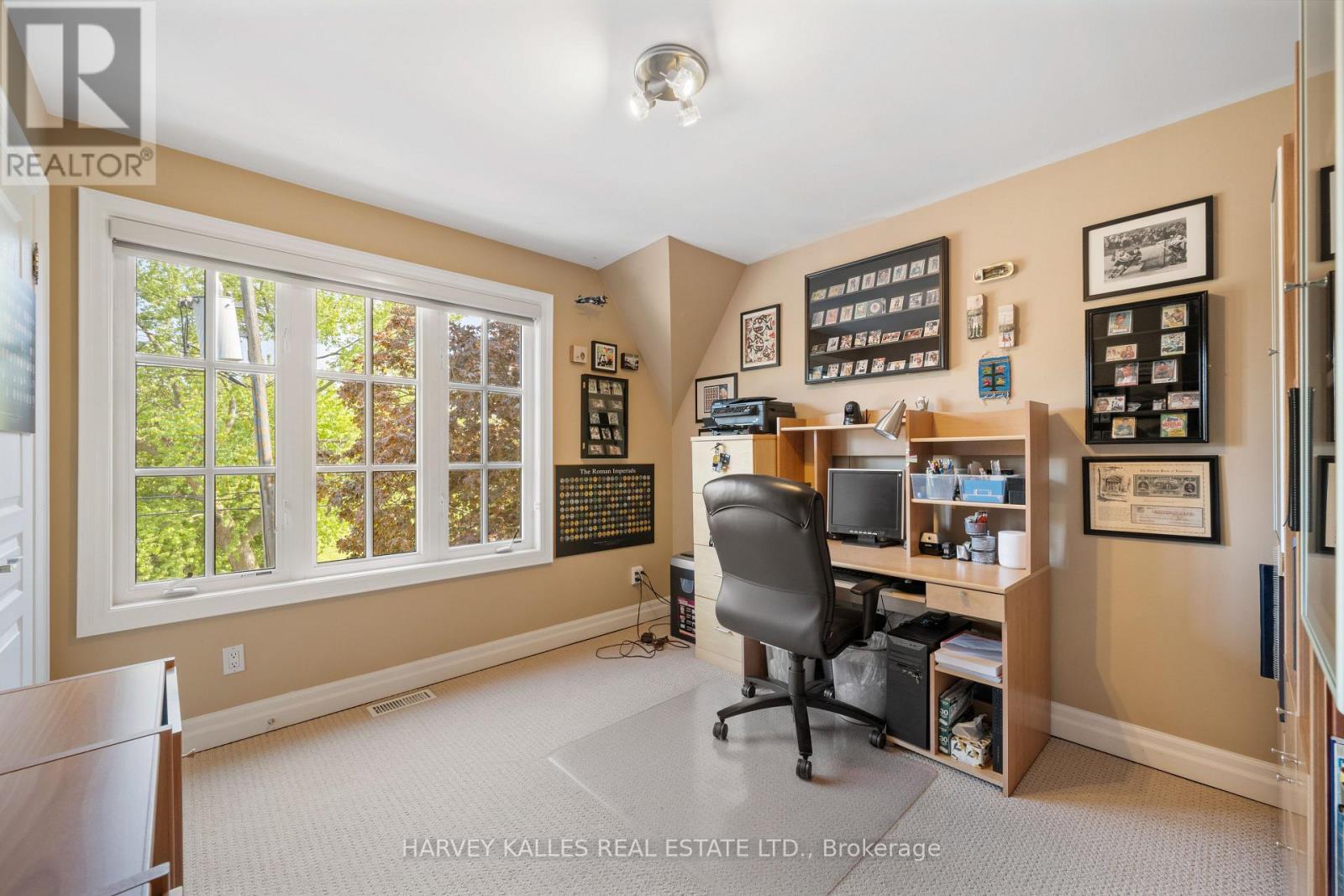 466 GLENGARRY AVENUE - 28