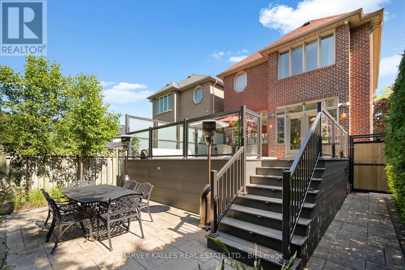 466 GLENGARRY AVENUE - 39