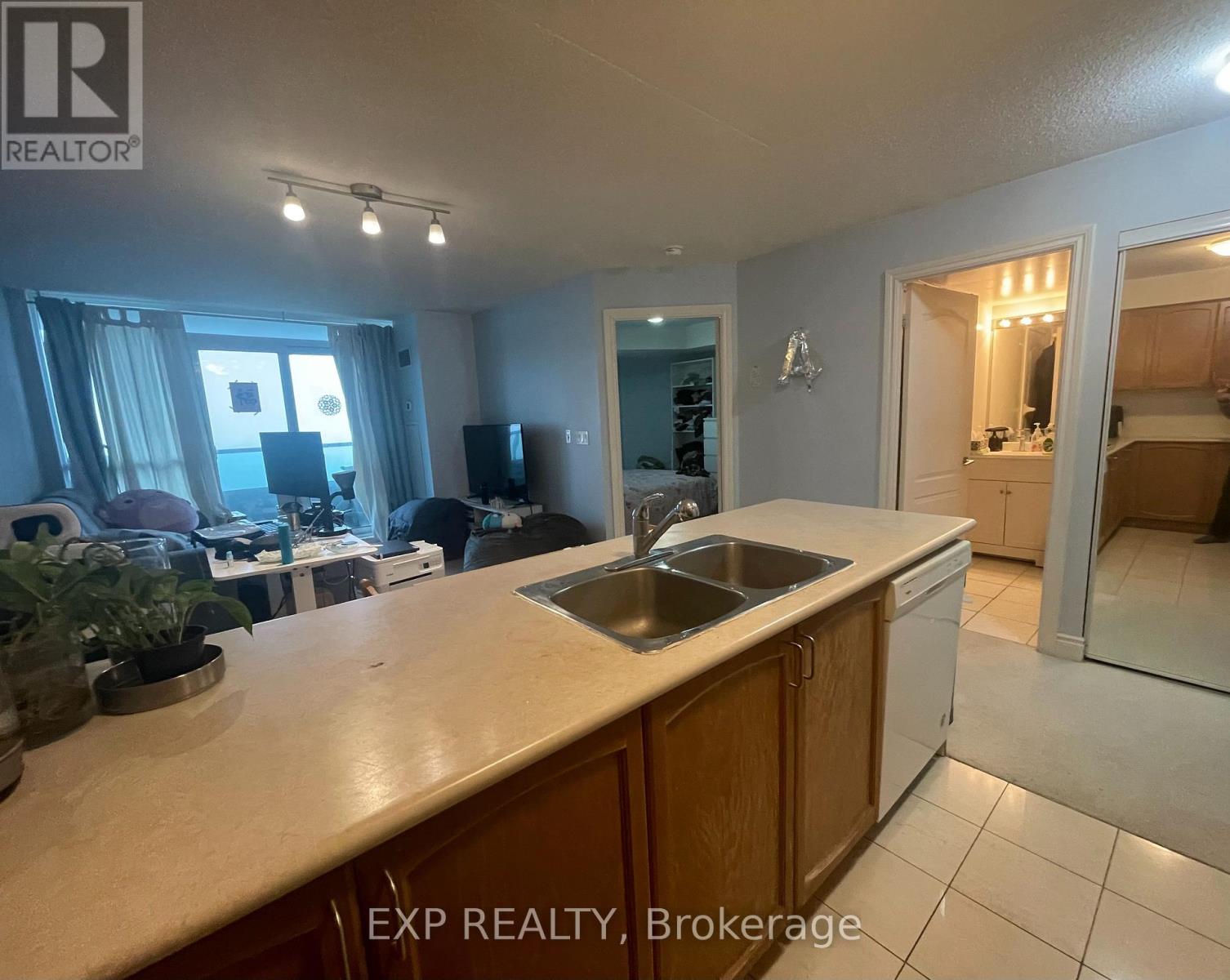 #2810 50 BRIAN HARRISON WAY - 8