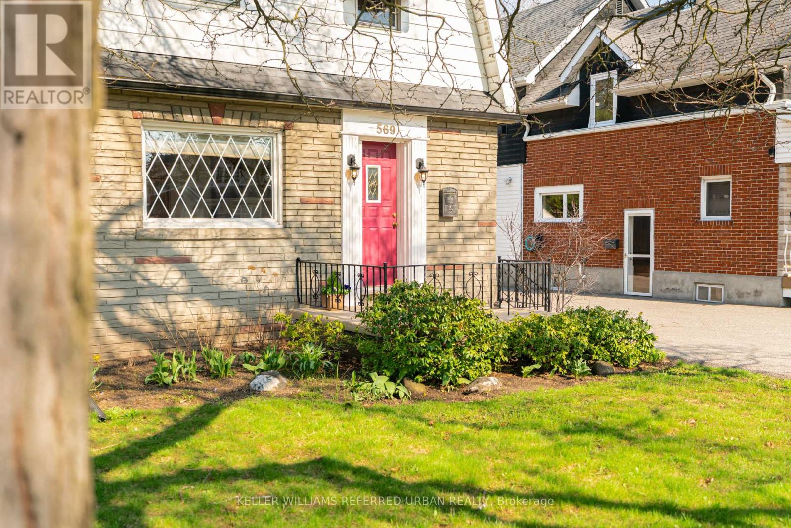 569 MASSON STREET - 3