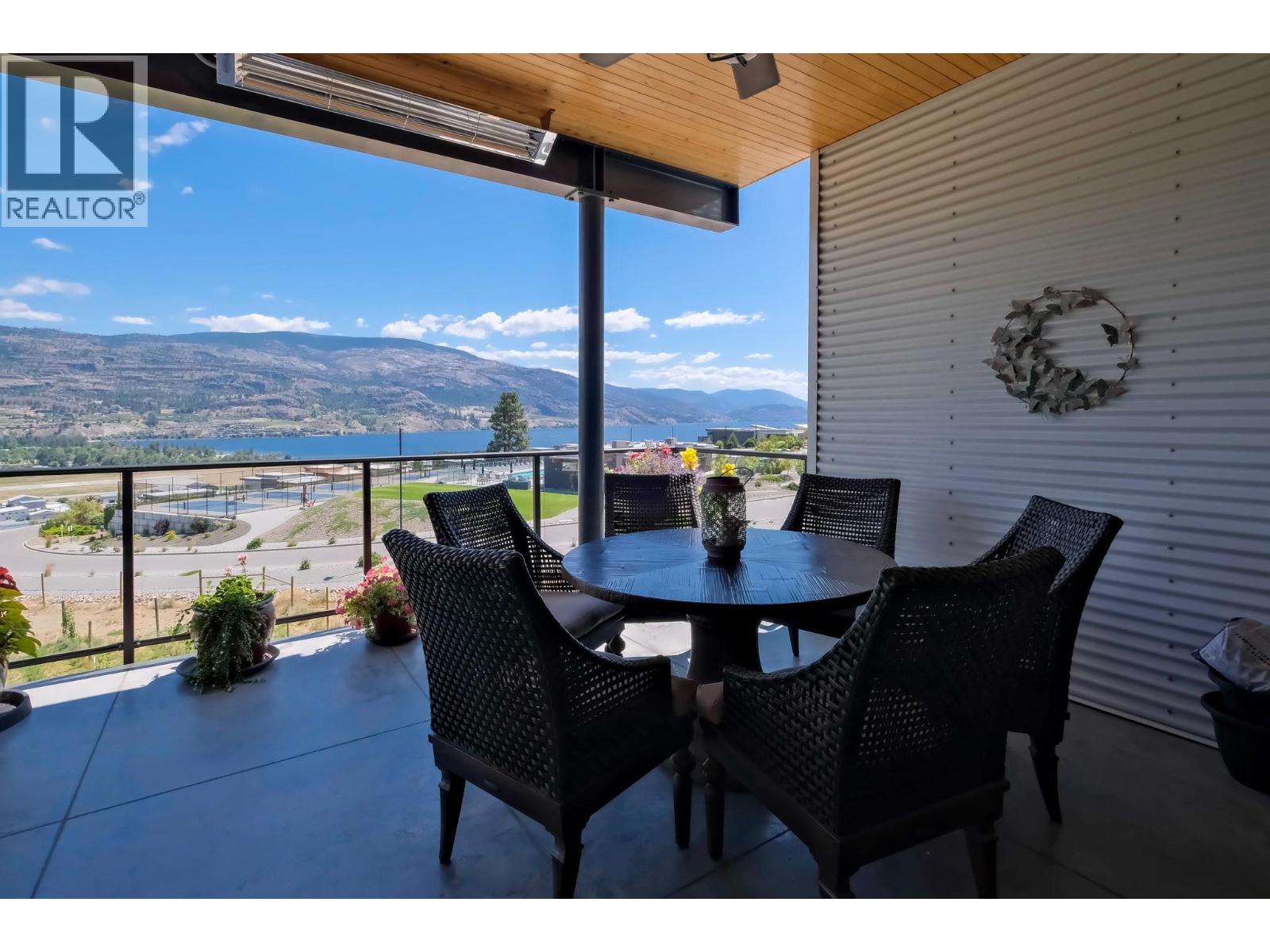 #132 100 VISTA Way - 28