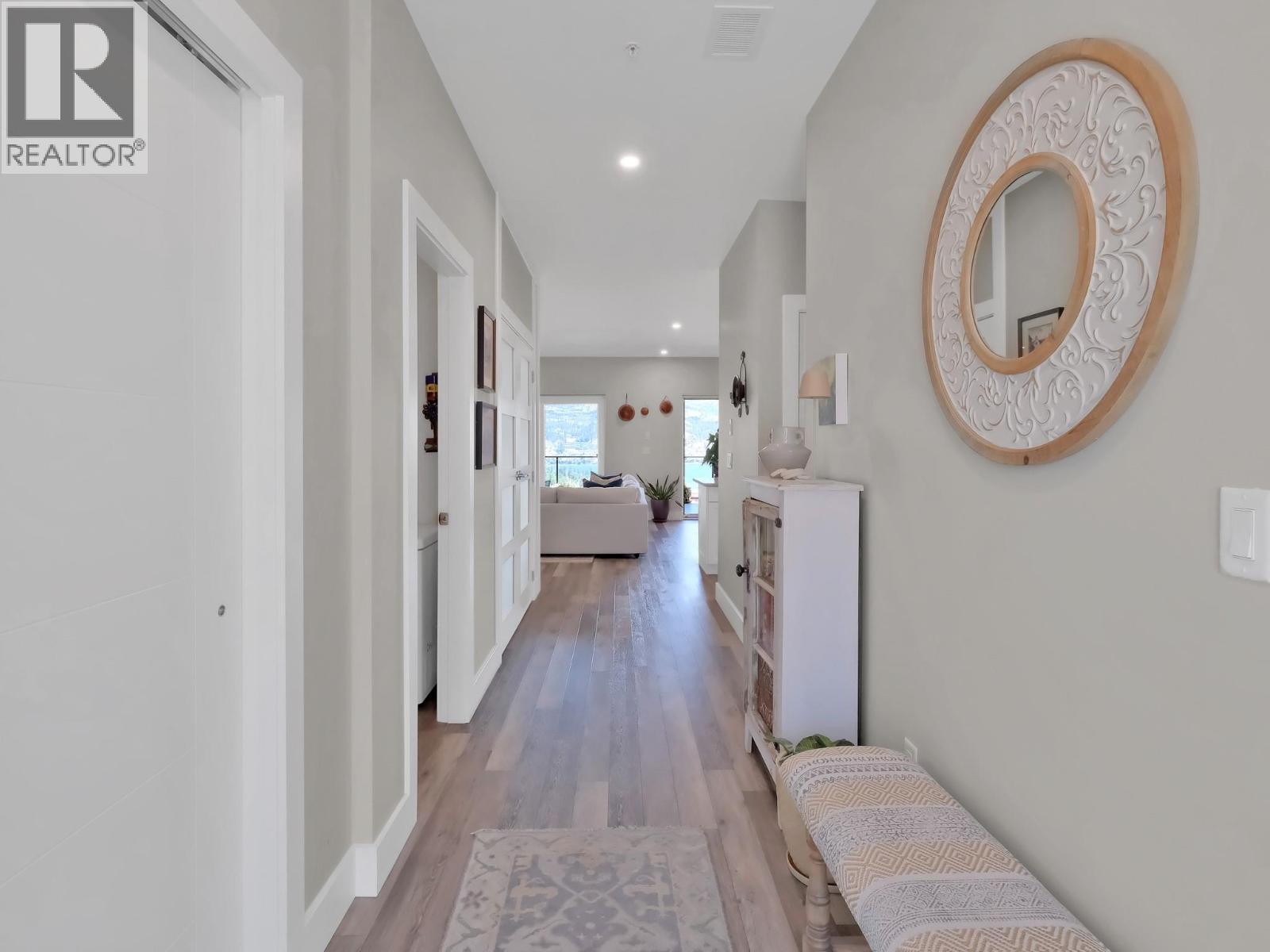 100 VISTA Way Unit# 132, Penticton