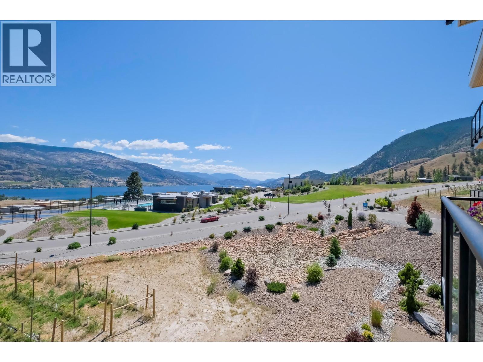#132 100 VISTA Way - 30