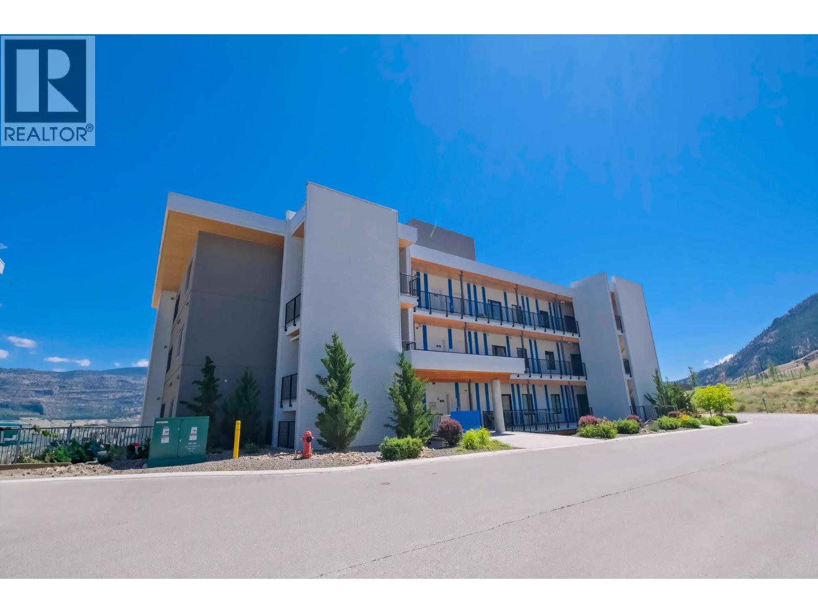 100 VISTA Way Unit# 132, Penticton
