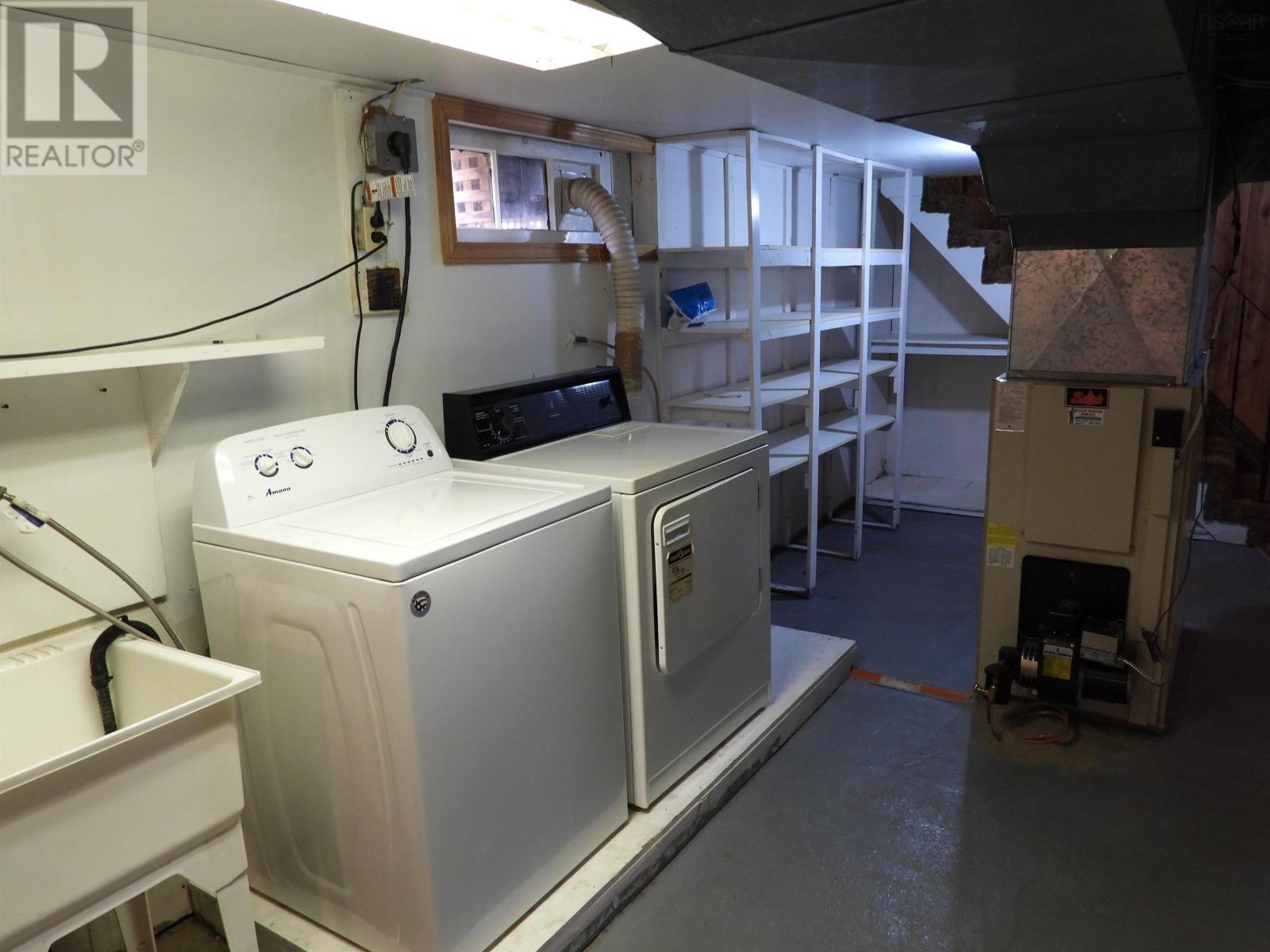 526 Windsor Street - 21