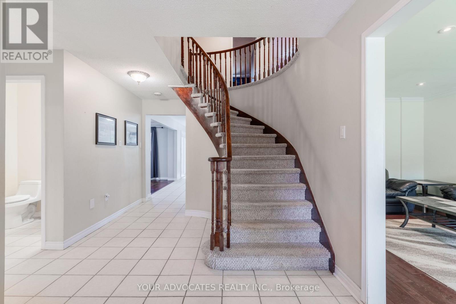 305 HERRIDGE CIRCLE - Image 3