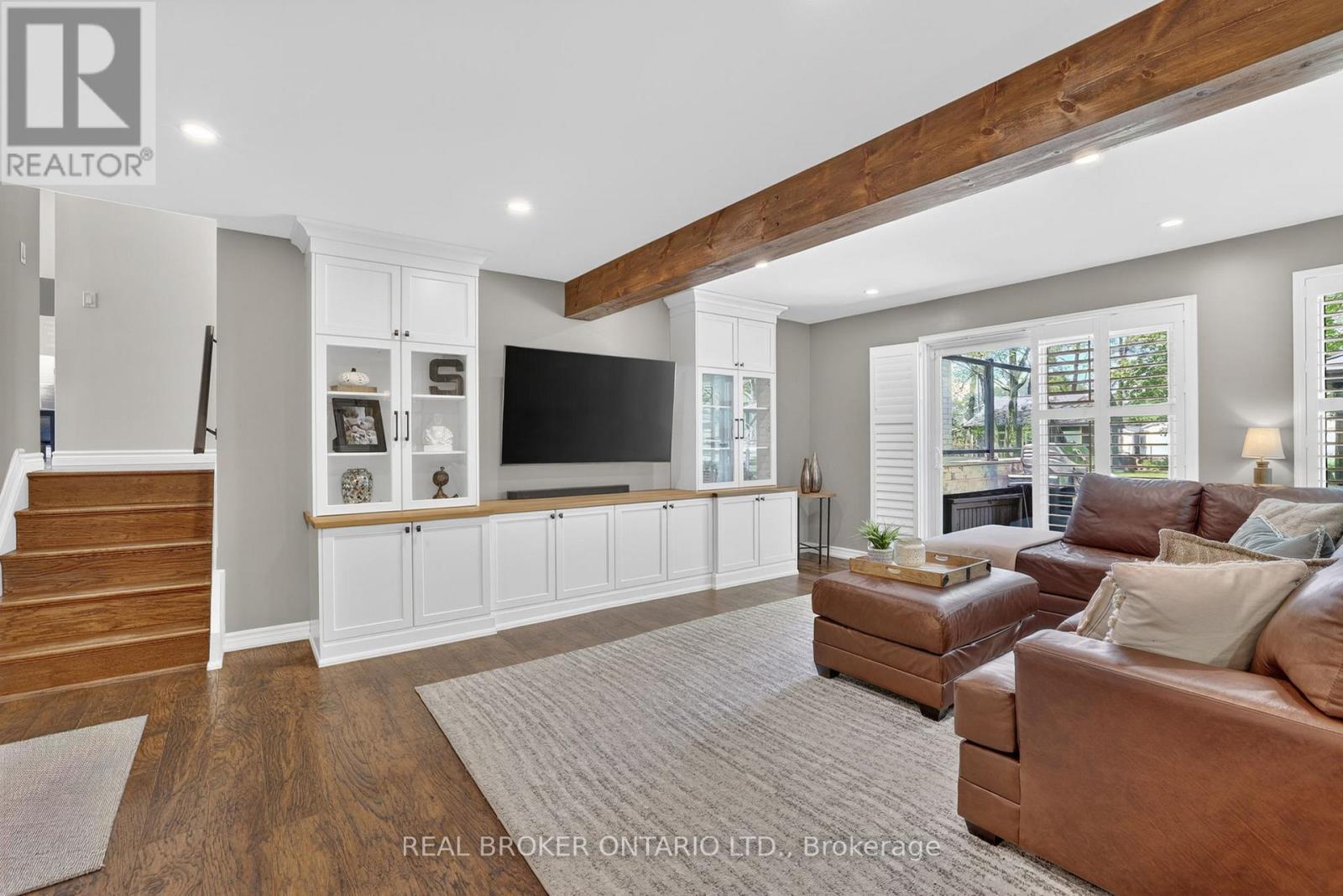 6 SUNSET STREET - 14
