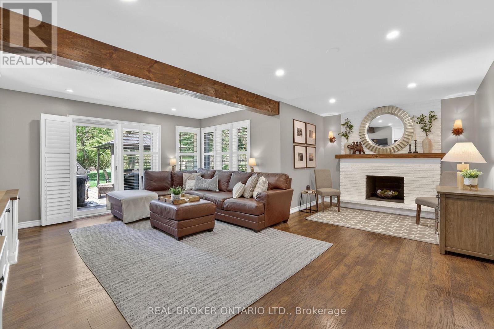 6 SUNSET STREET - 15