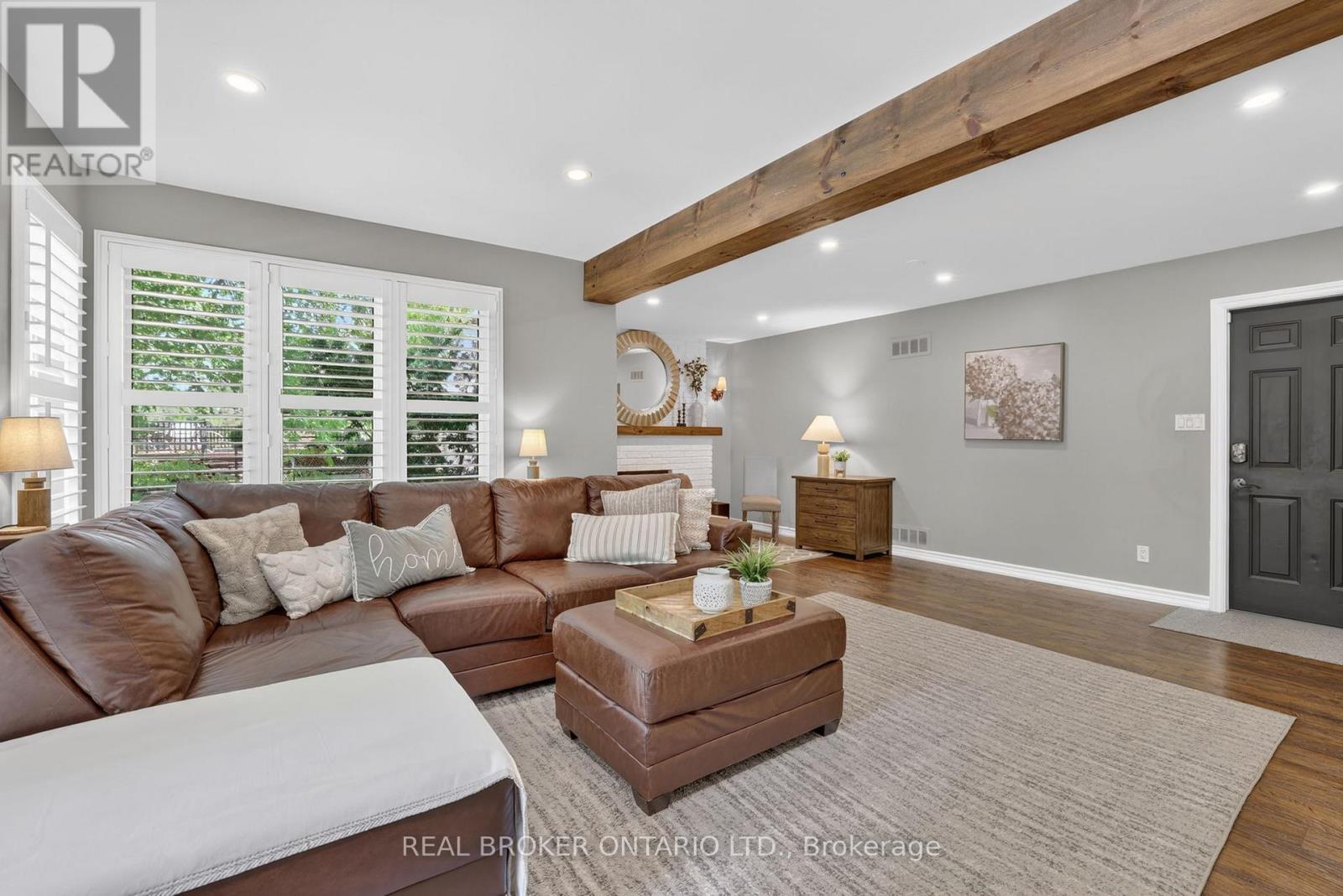6 SUNSET STREET - 17