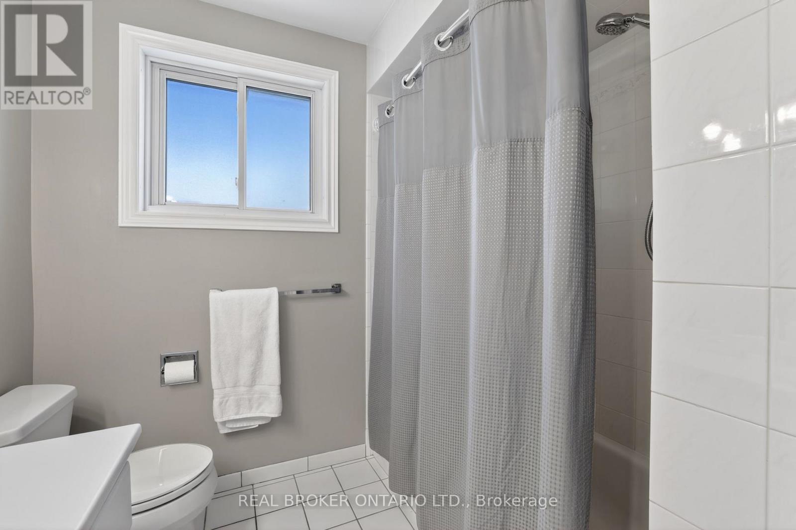 6 SUNSET STREET - 30