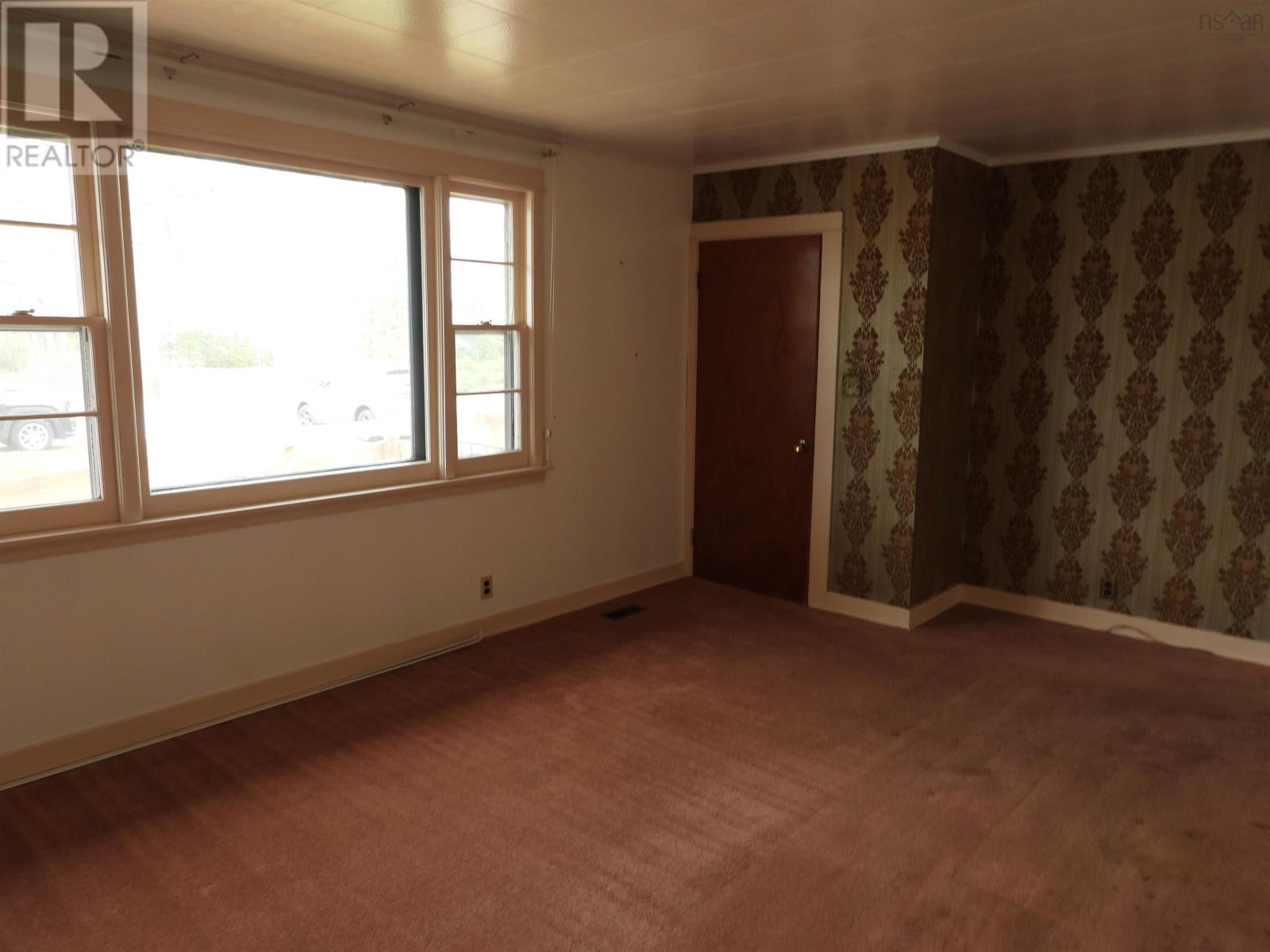 526 Windsor Street - 8