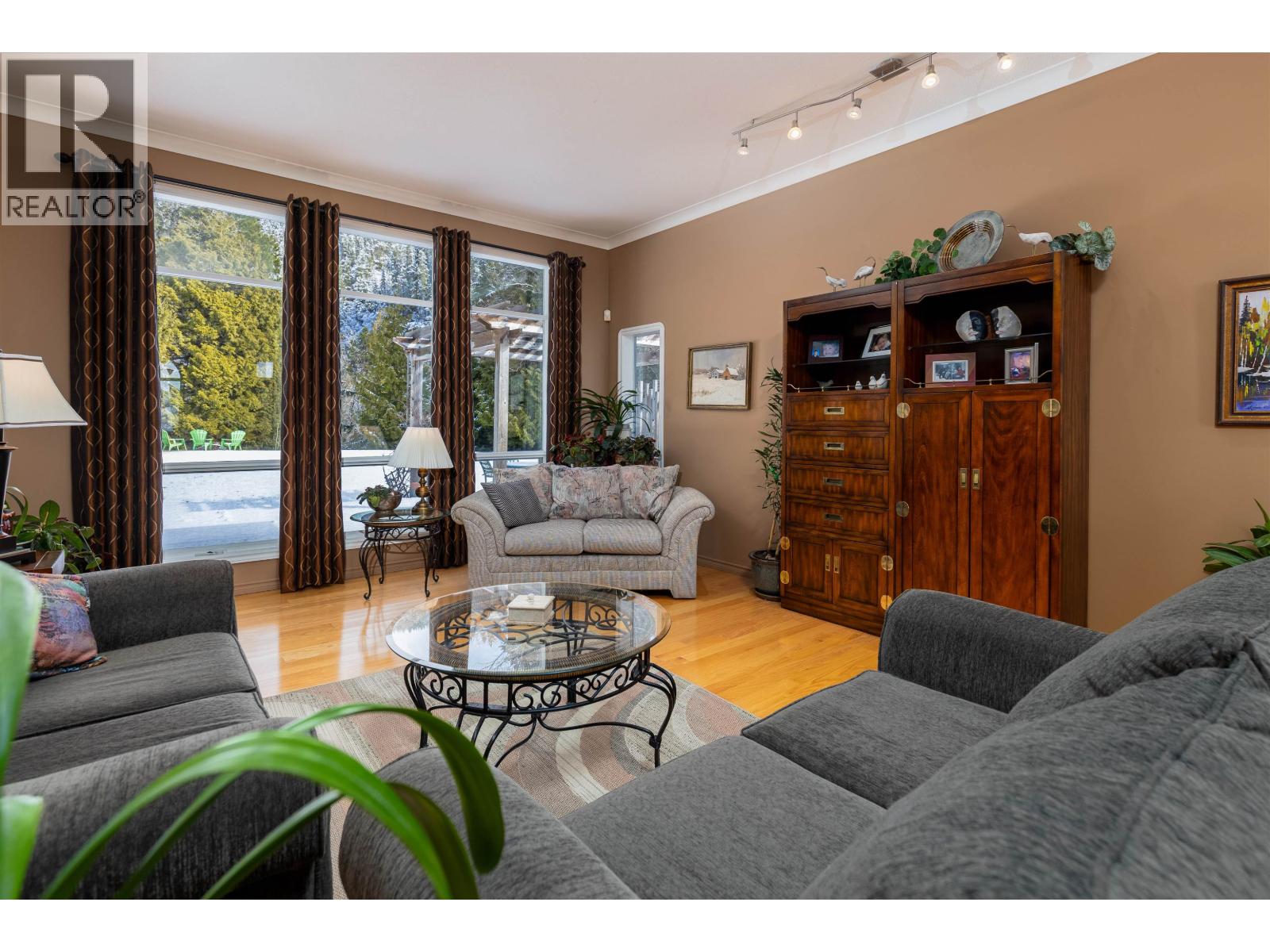 3908 HATTON Street - photo 2