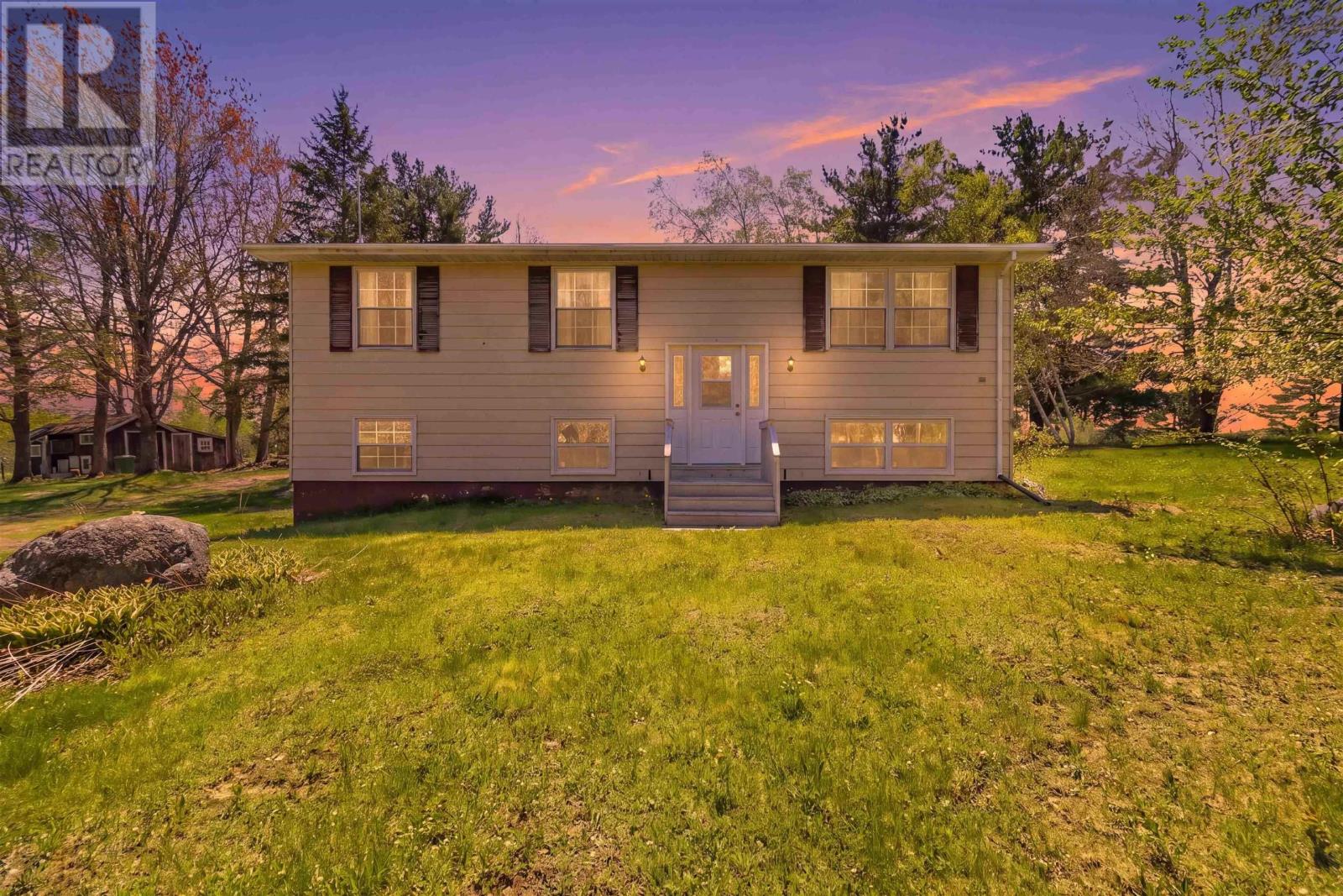 Property photo of 1415 Highway 210