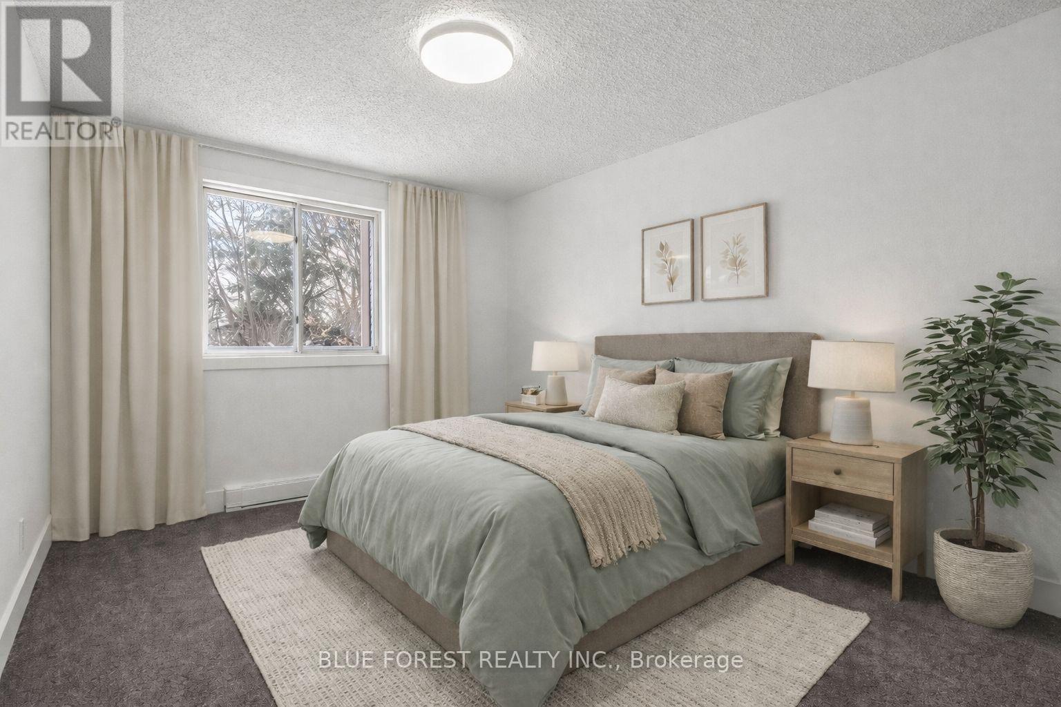 #41 1096 JALNA BOULEVARD - 17