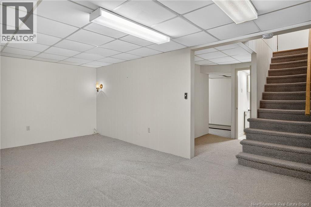 25 Eriskay Drive - 26