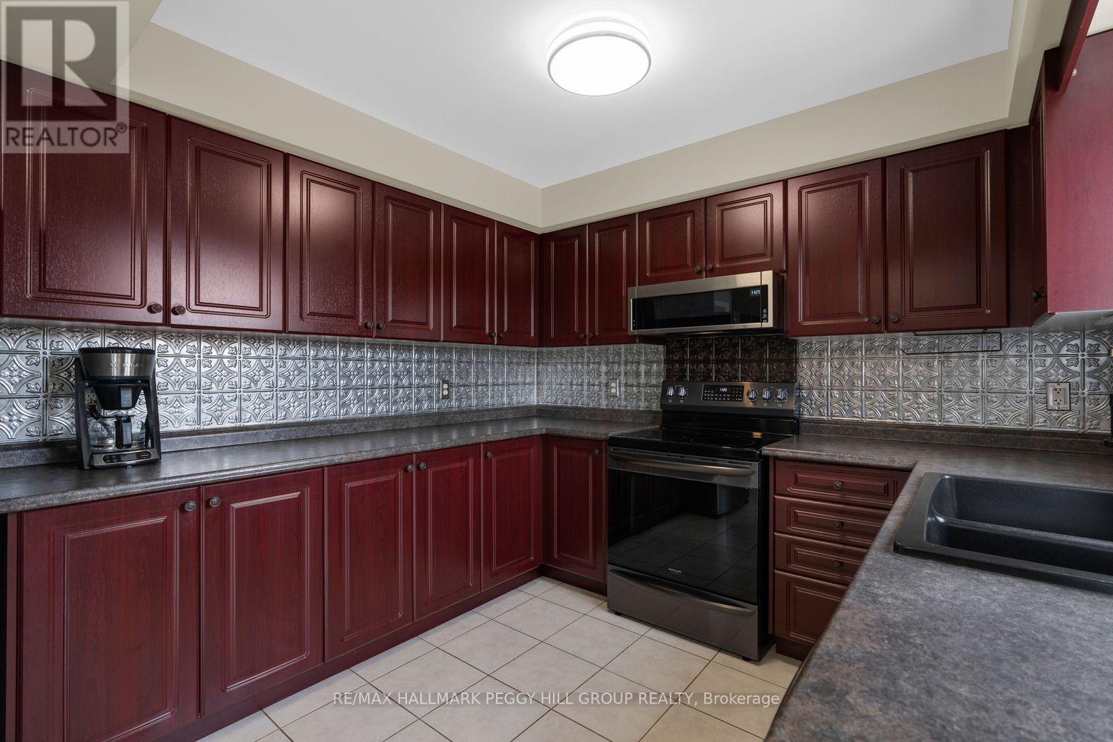106 BIRD STREET - 7