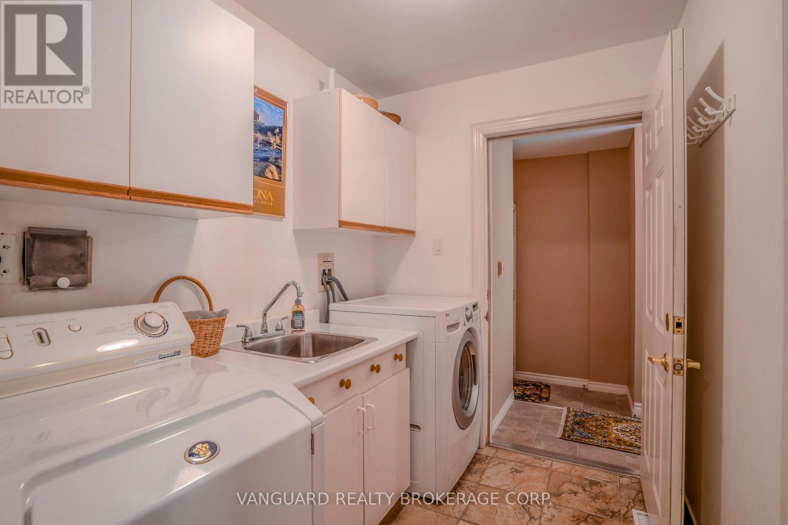 835 WOODLAND DRIVE - 22