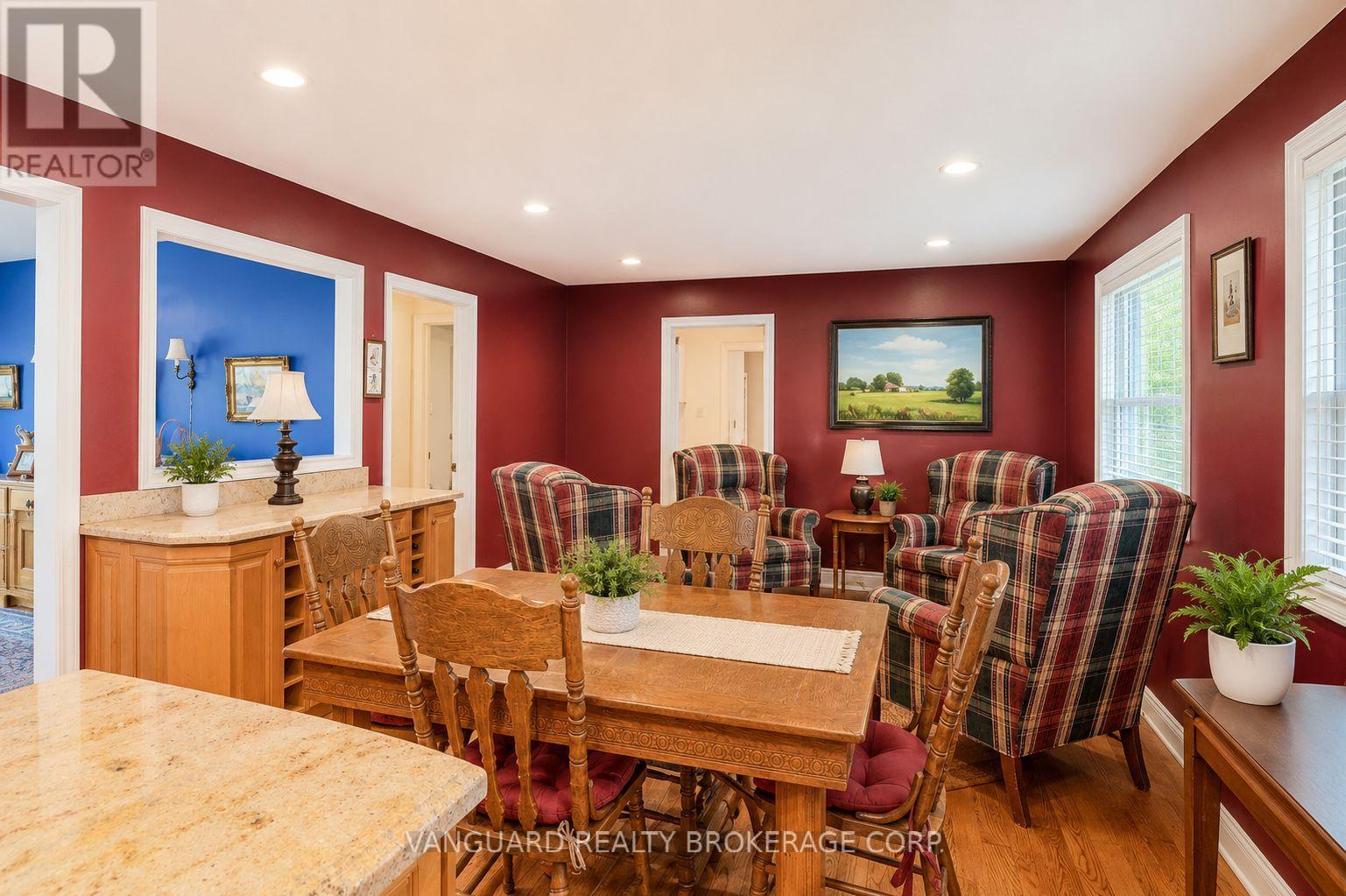 835 WOODLAND DRIVE - 9