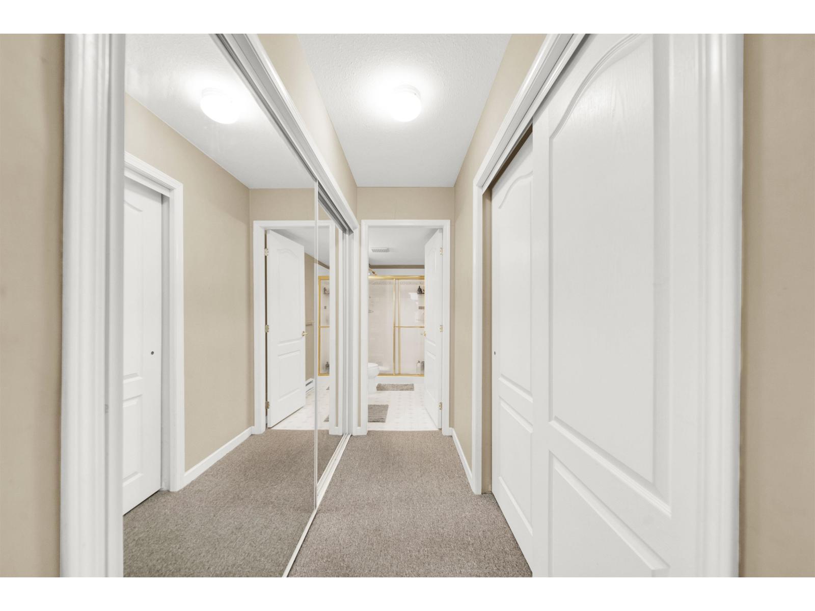 209 15298 20 AVENUE, Surrey