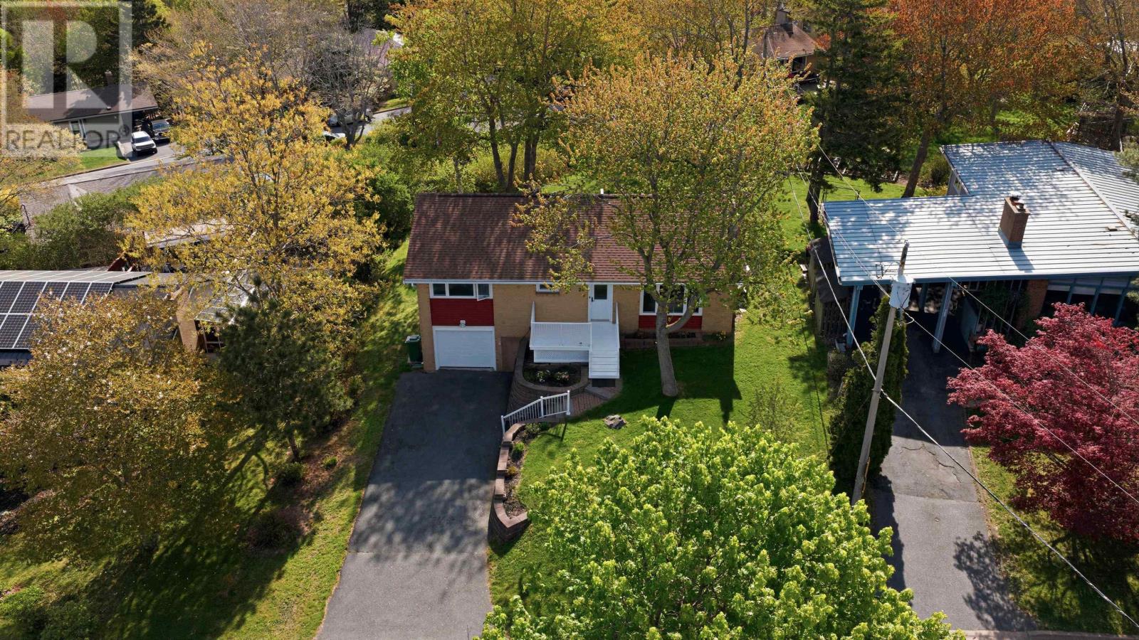 Property 22 of 43 of 26 Gateway Road