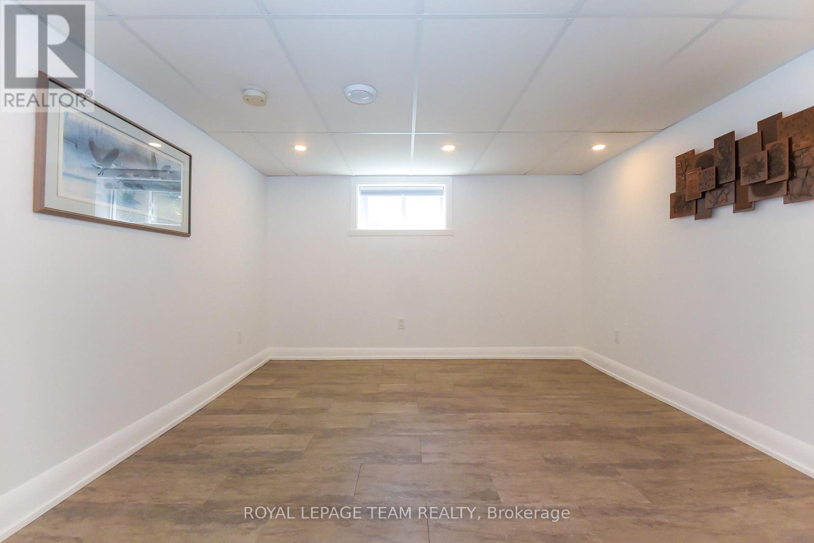 3599 NIXON DRIVE - 19