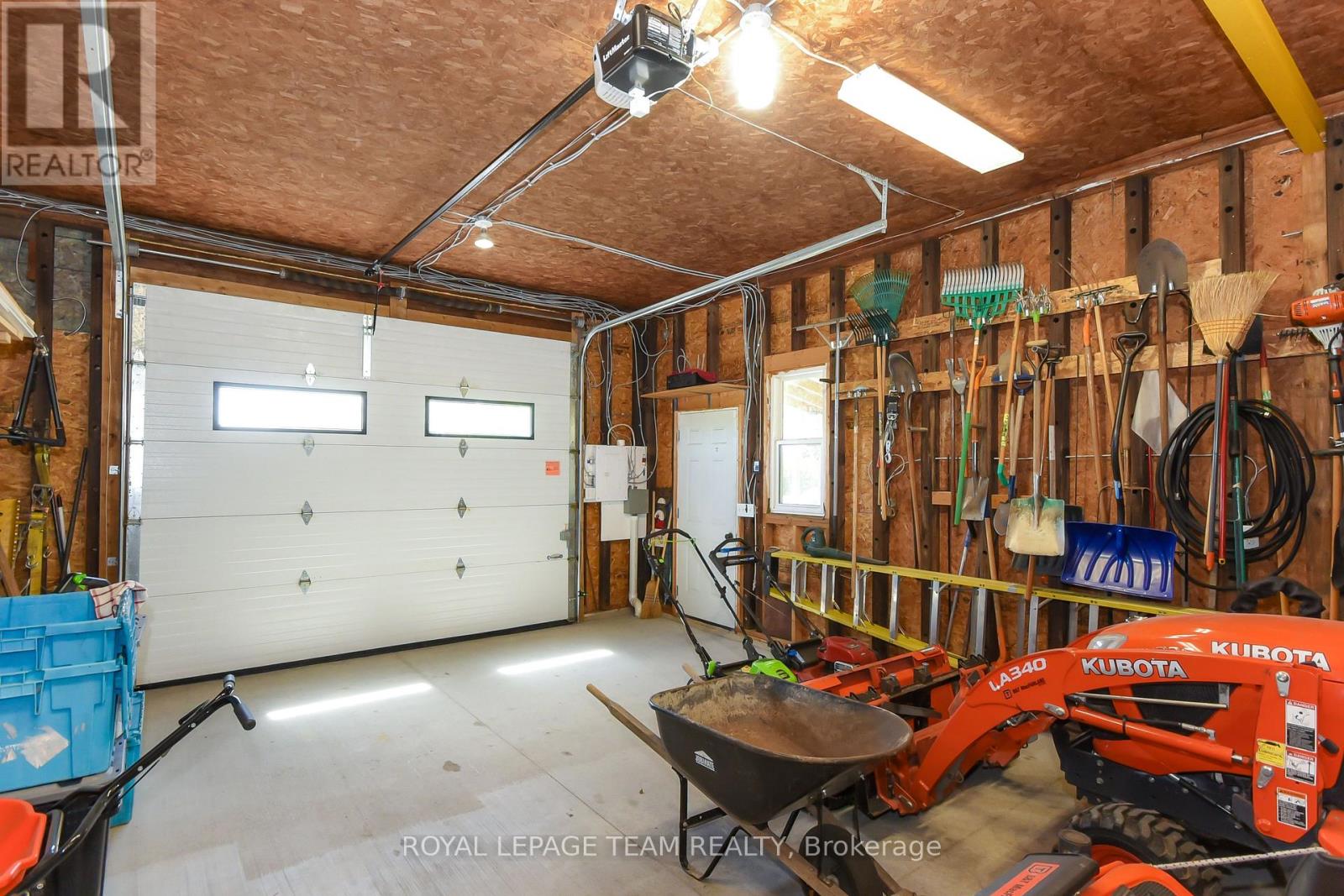 3599 NIXON DRIVE - 27