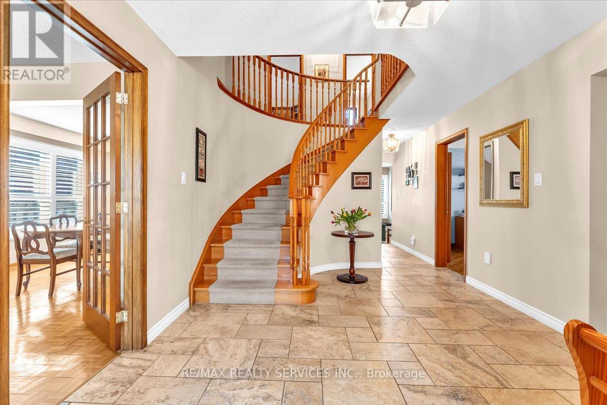 36 BRYDON CRESCENT - 5