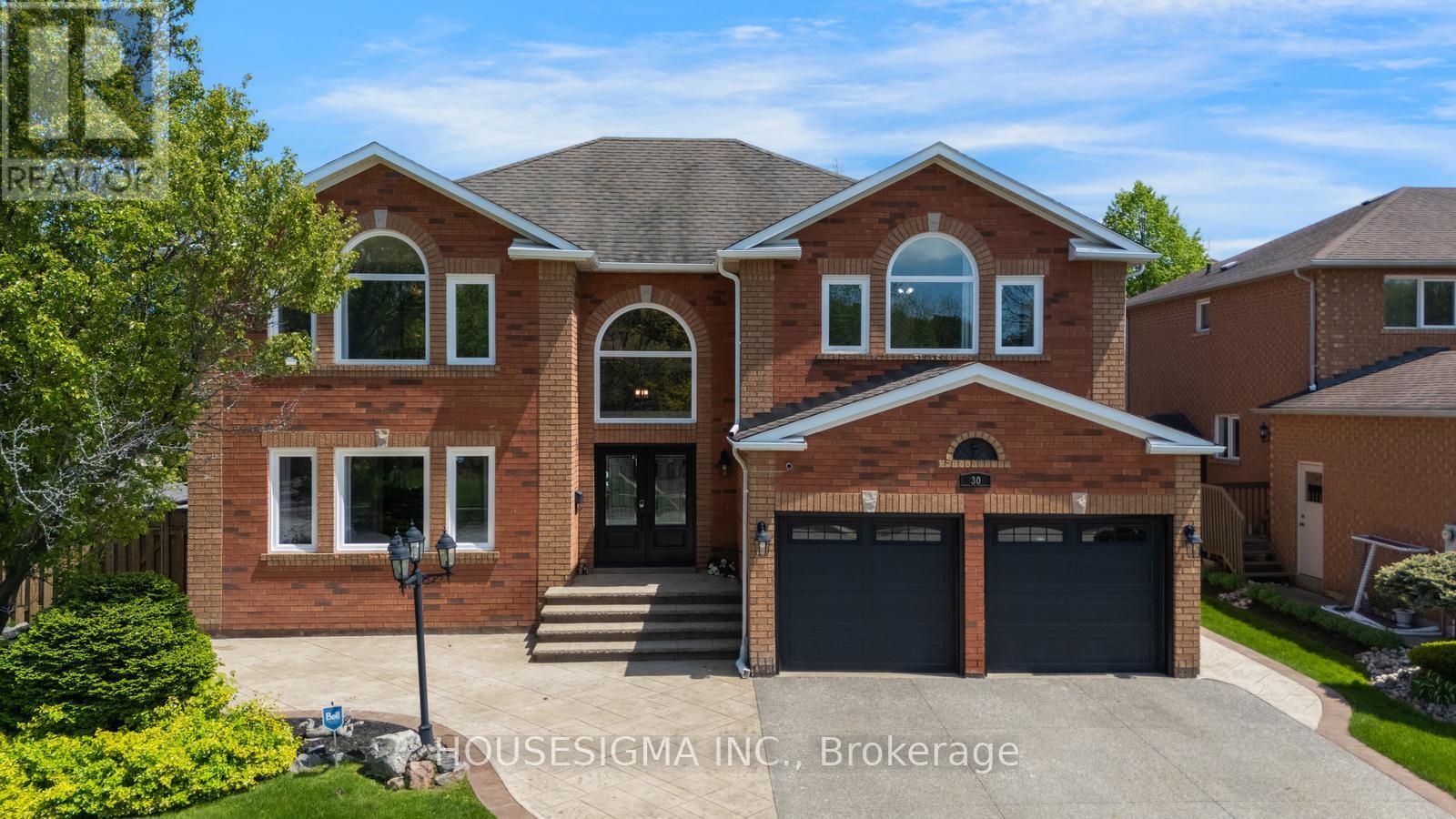 30 GOODERHAM DRIVE - Image 3