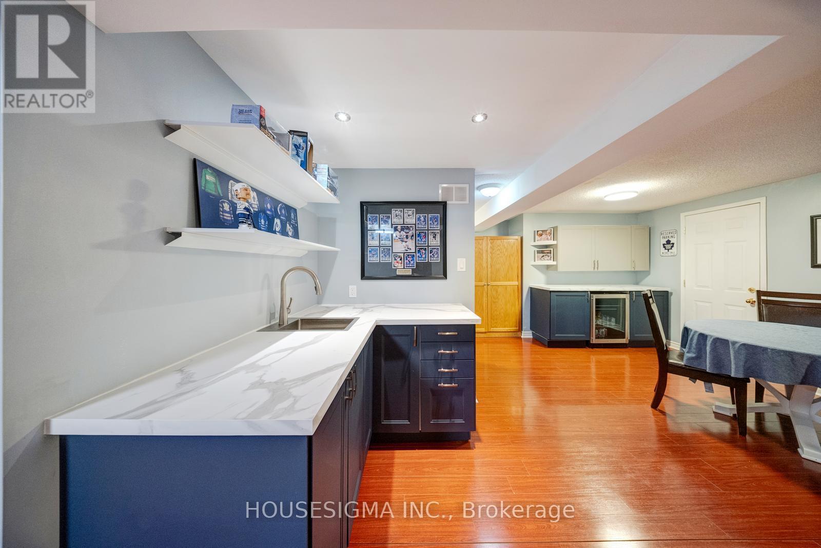 30 GOODERHAM DRIVE - 36