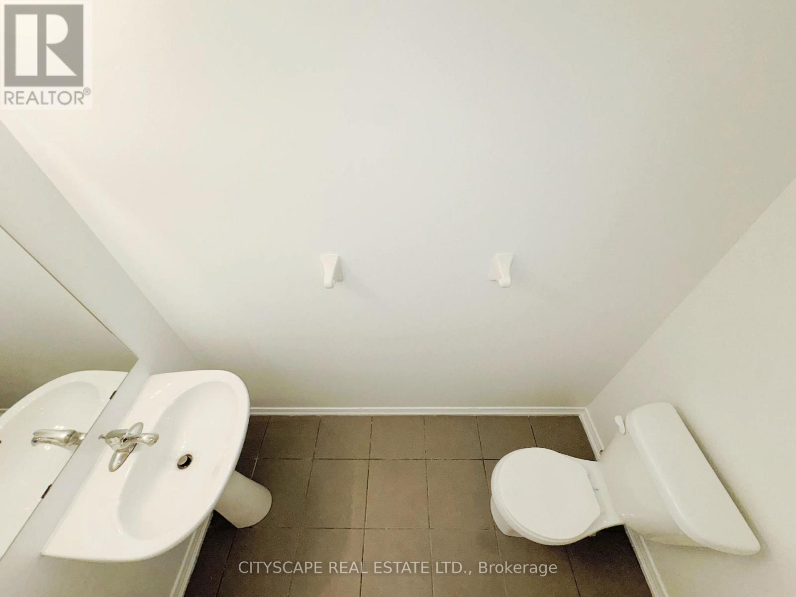 64 HONEYVIEW TRAIL - 26