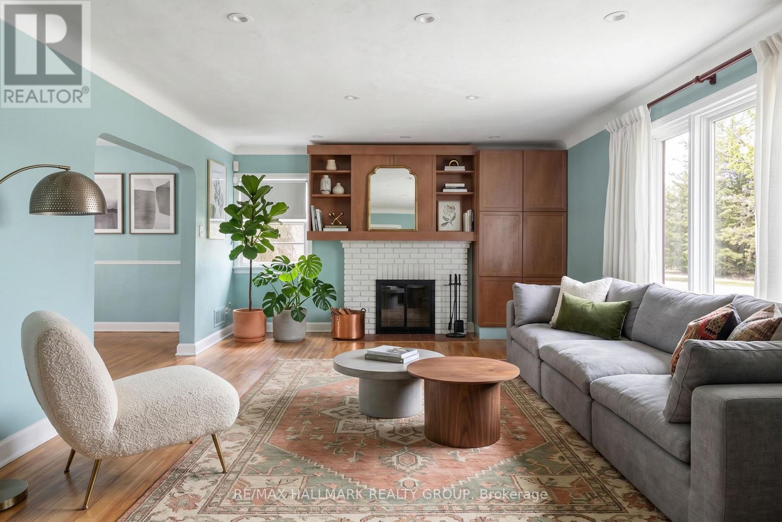 824 BYRON AVENUE - 7