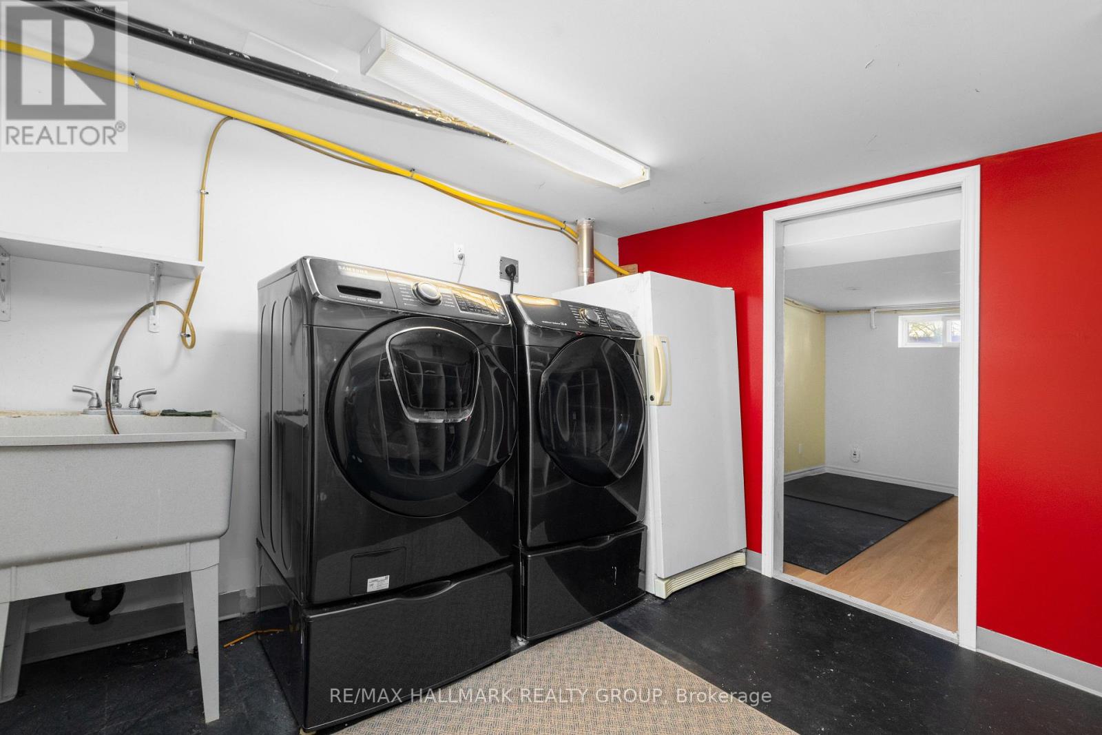 824 BYRON AVENUE - 35