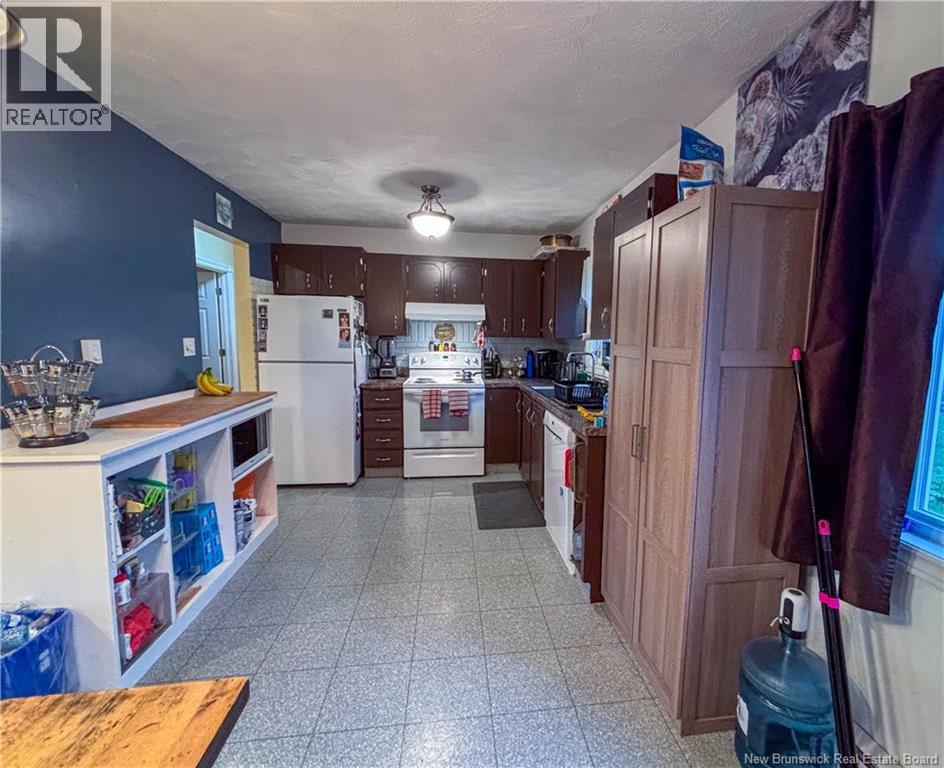 5 Pelton Street - Image 2