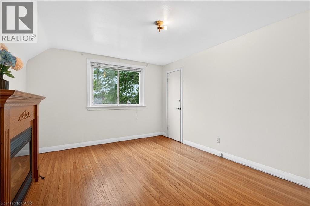 447 MELVIN Avenue - 18