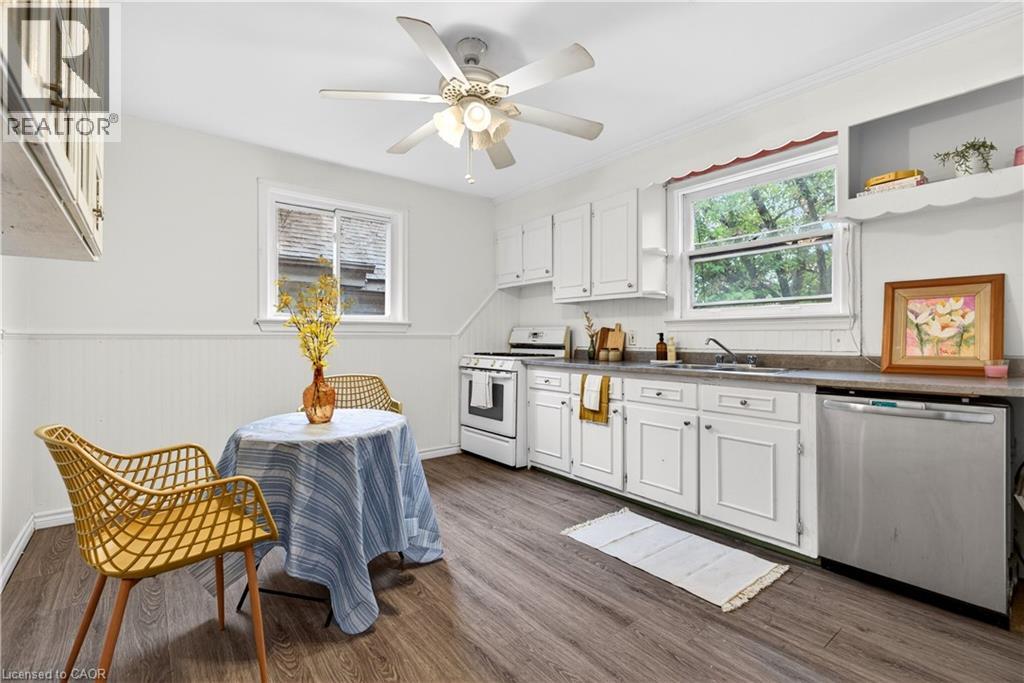 447 MELVIN Avenue - 6