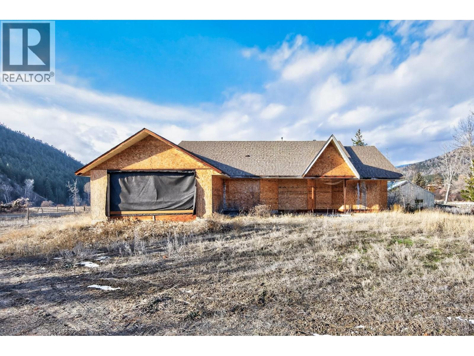 390 COYLE Place, Merritt