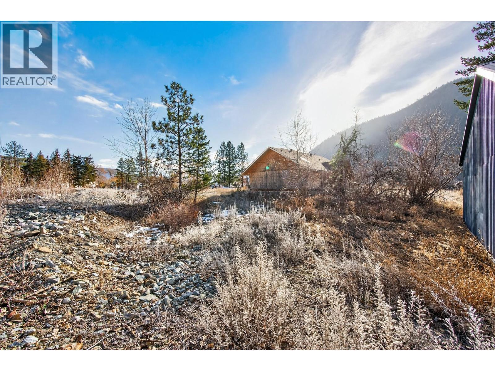 390 COYLE Place, Merritt