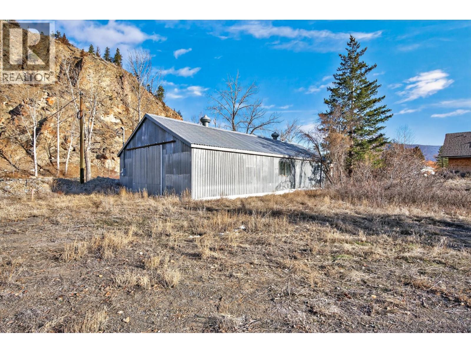 390 COYLE Place, Merritt