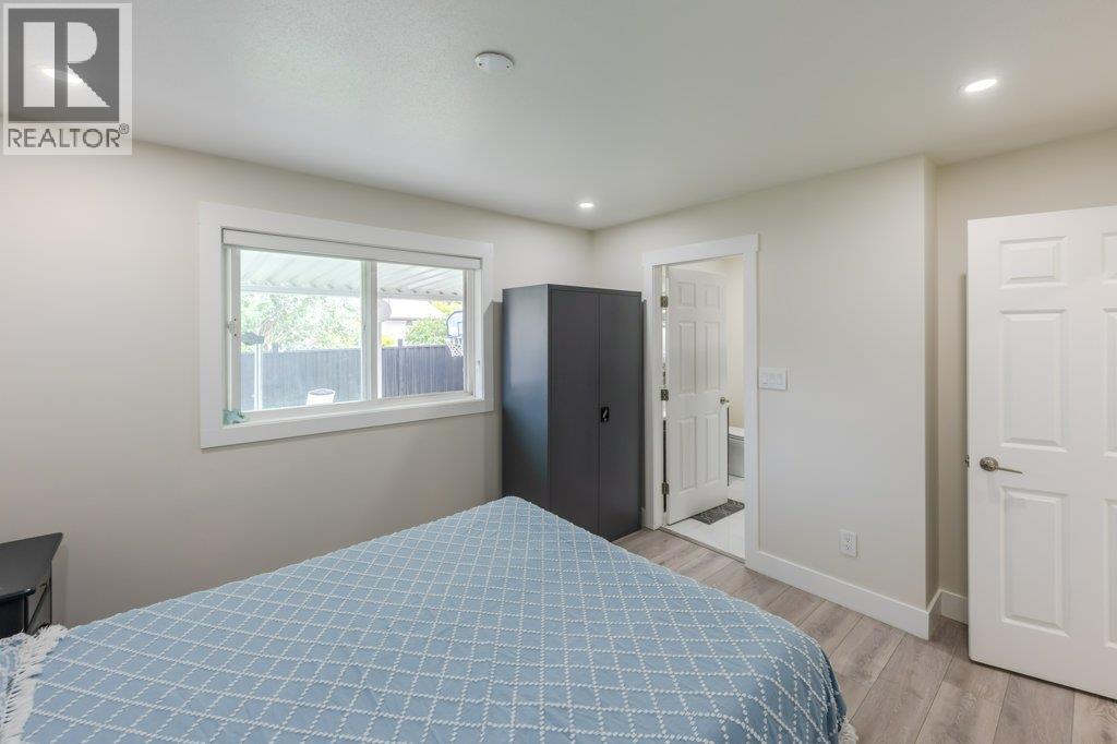 260 WILLOWS Place, Oliver