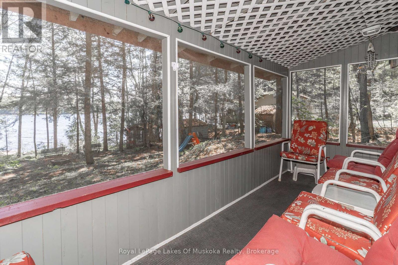 1082 LAKESHORE DRIVE S - 14