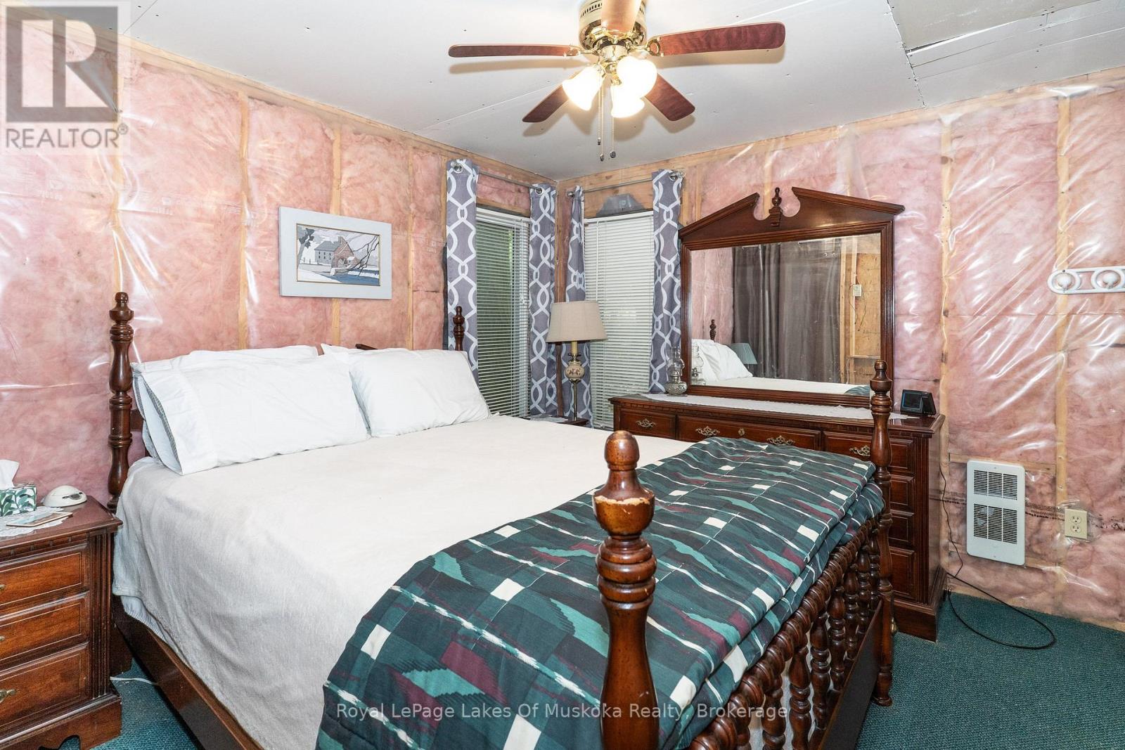 1082 LAKESHORE DRIVE S - 9