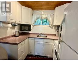 1082 Lakeshore Drive S, Bracebridge, ON P1L1X3 Photo 19