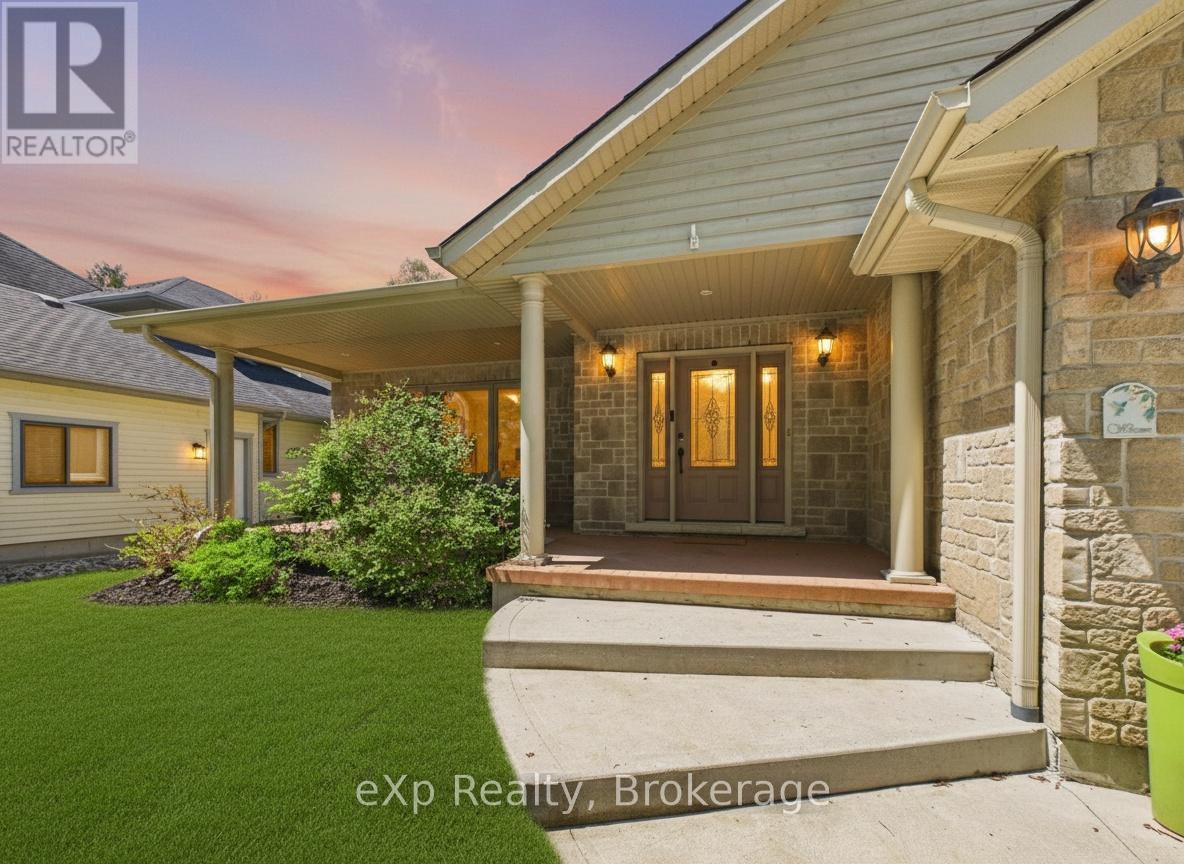513 CREEKWOOD DRIVE - 4