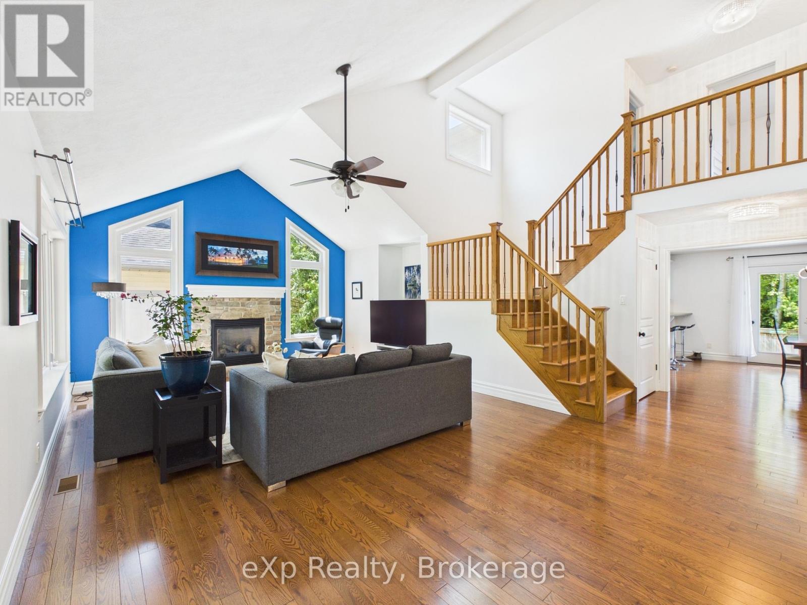 513 CREEKWOOD DRIVE - 9