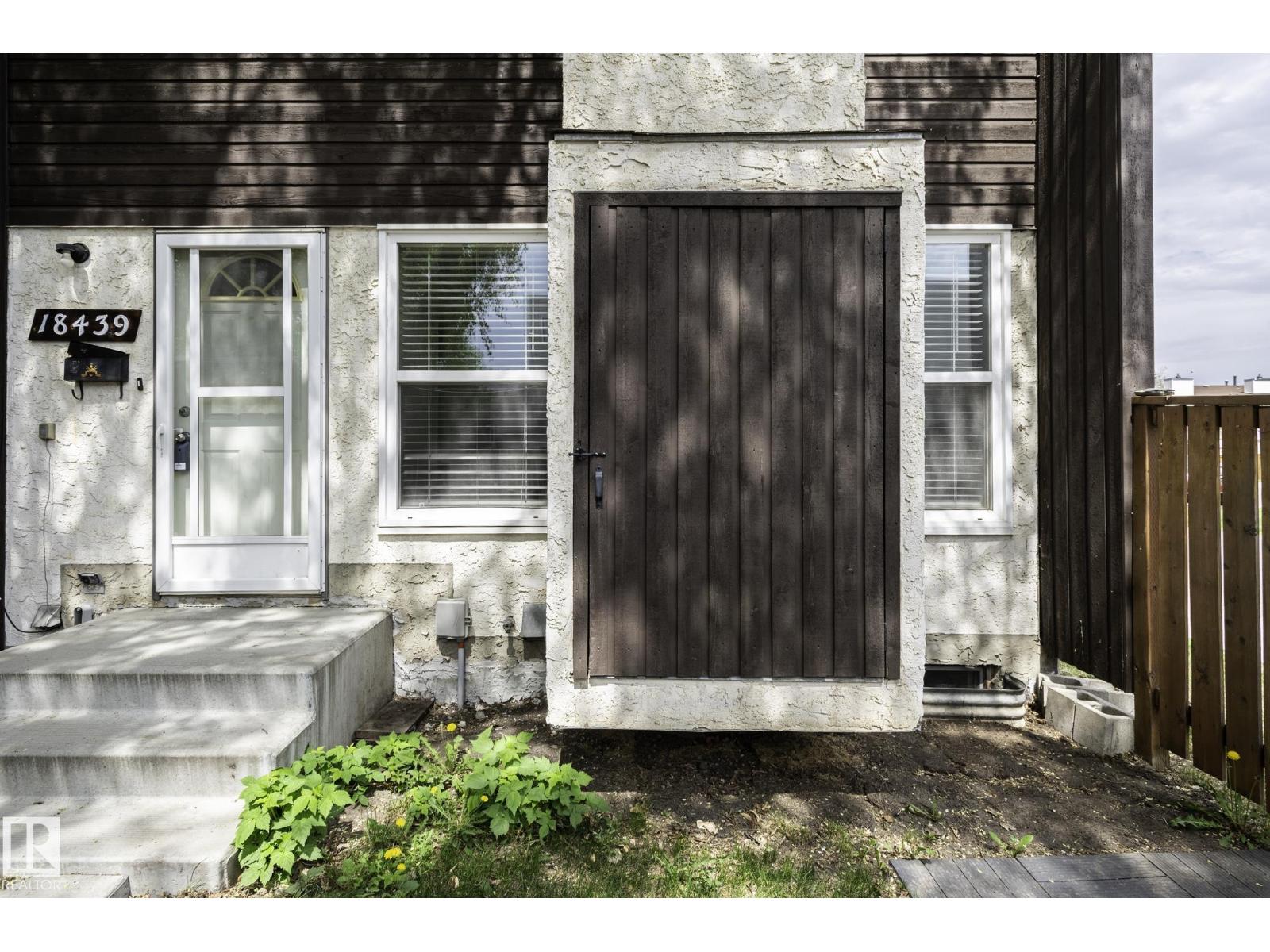 18439 66 AV NW - 48