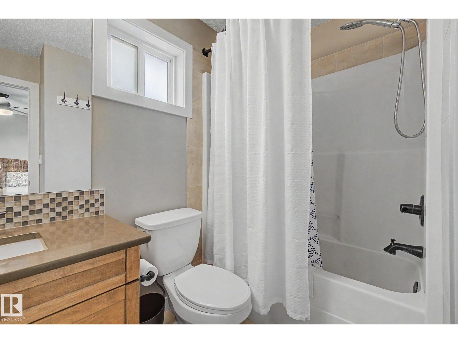 9704 221 ST NW - 32