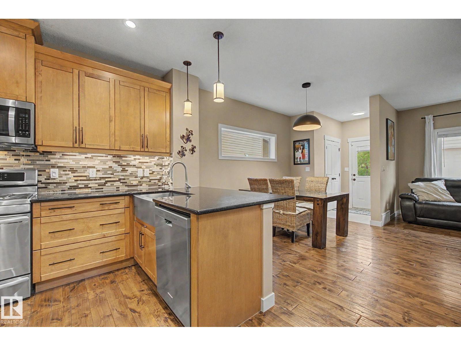 9704 221 ST NW - 5